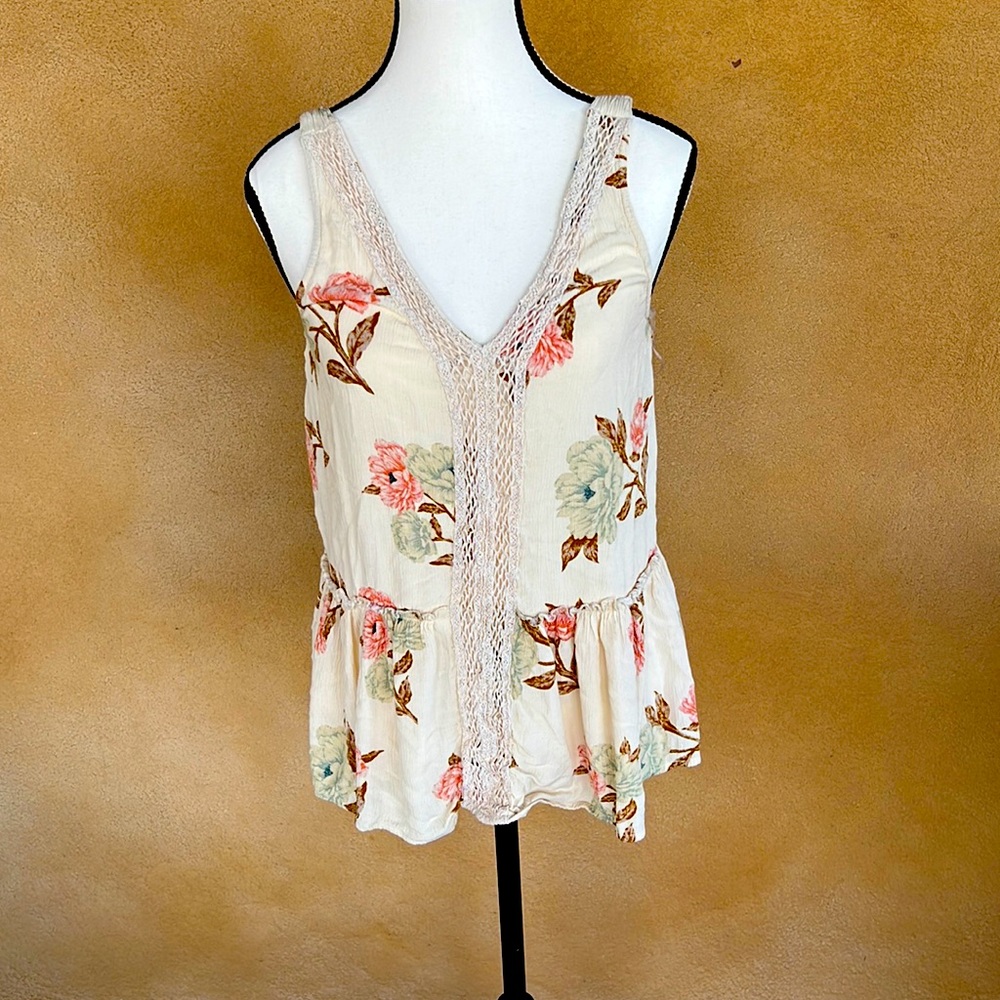 American Eagle Women’s tank top